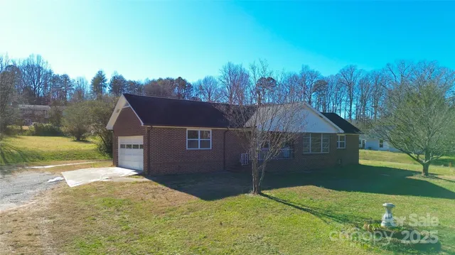 $299,000 | 2028 Highway 70, Connelly Springs, NC 28612