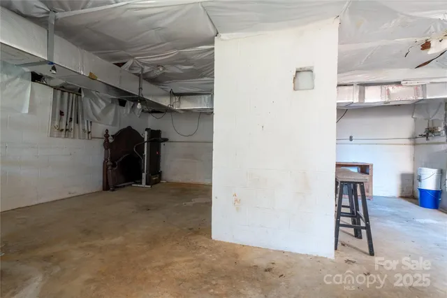 $299,000 | 2028 Highway 70, Connelly Springs, NC 28612