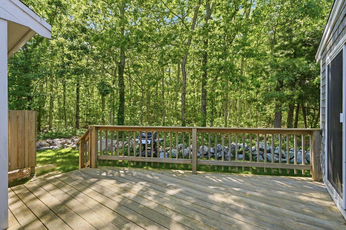 202 Quaker Road Falmouth, MA 02540 - Photo 29 of 39 202 Quaker Rd-46