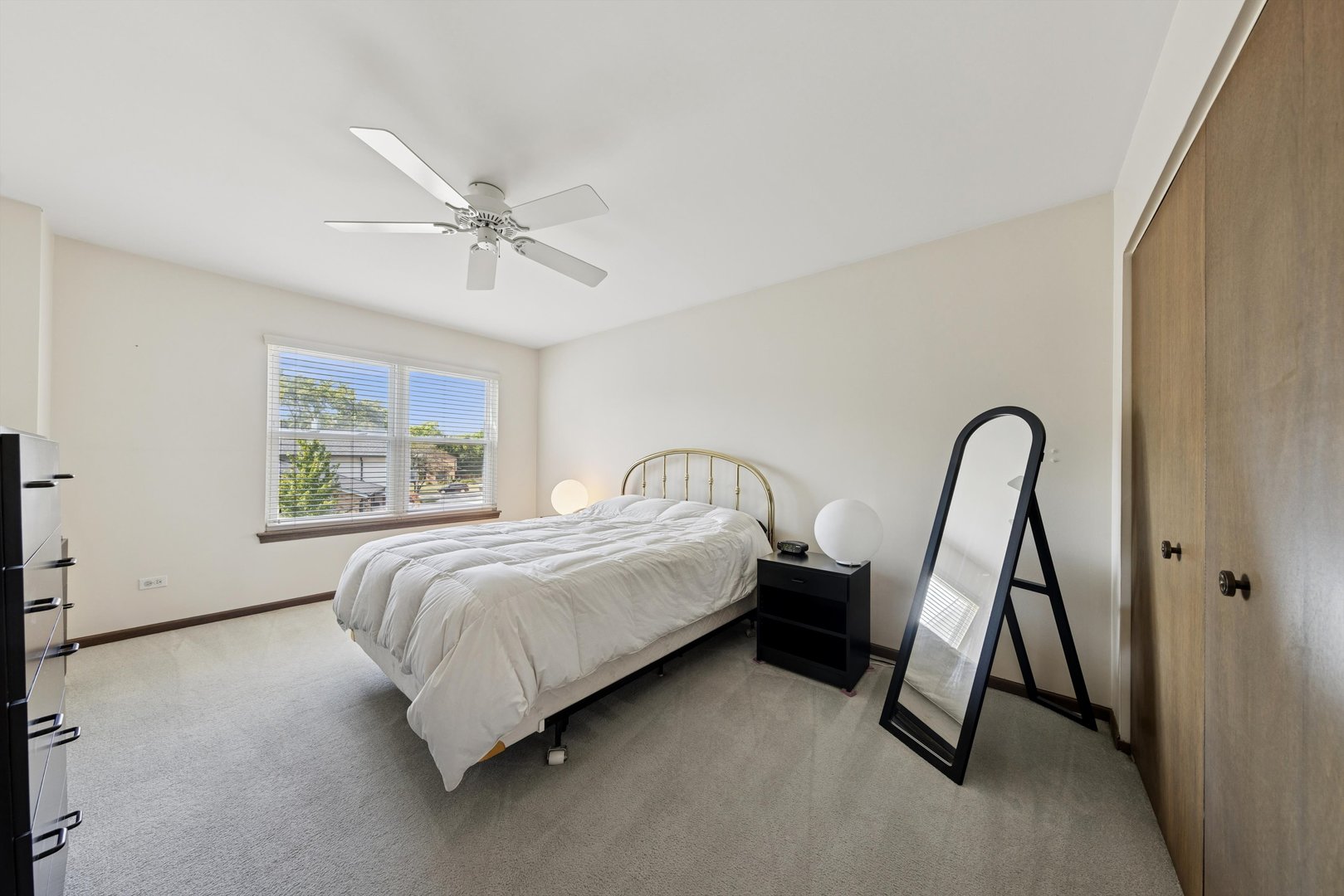 8320 High Point Circle, Unit 8230F Darien, IL 60561 - Photo 8 of 18