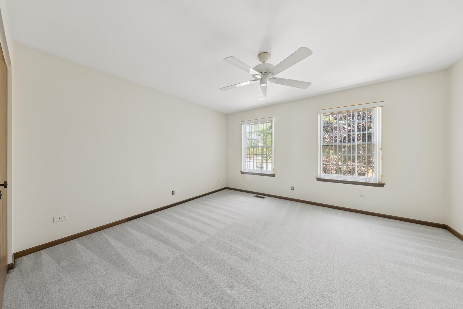 8320 High Point Circle, Unit 8230F Darien, IL 60561 - Photo 10 of 18