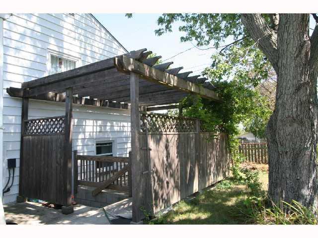 1425 Ridgeview Road Upper Arlington, OH 43221 - Photo 13 of 14 Gallery Image 13