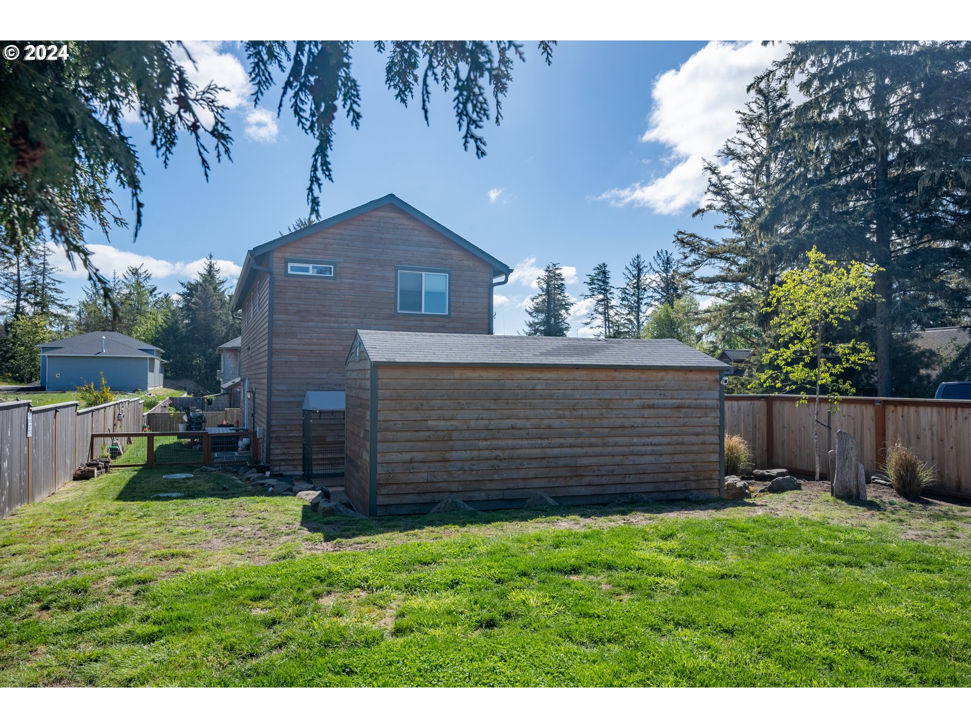 1324 Sea Ridge Lane Gearhart, OR 97138 - Photo 6 of 21 a view of a backyard