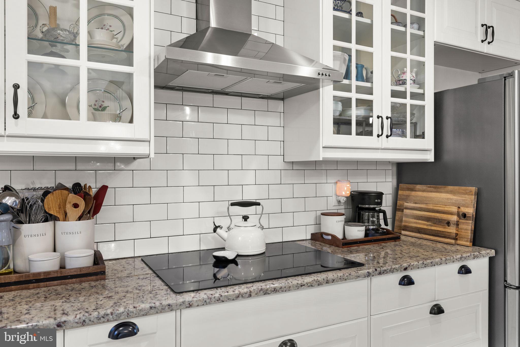 6463 Wheeler Drive King George, VA 22485 - Photo 14 of 57 a kitchen with a sink and cabinets
