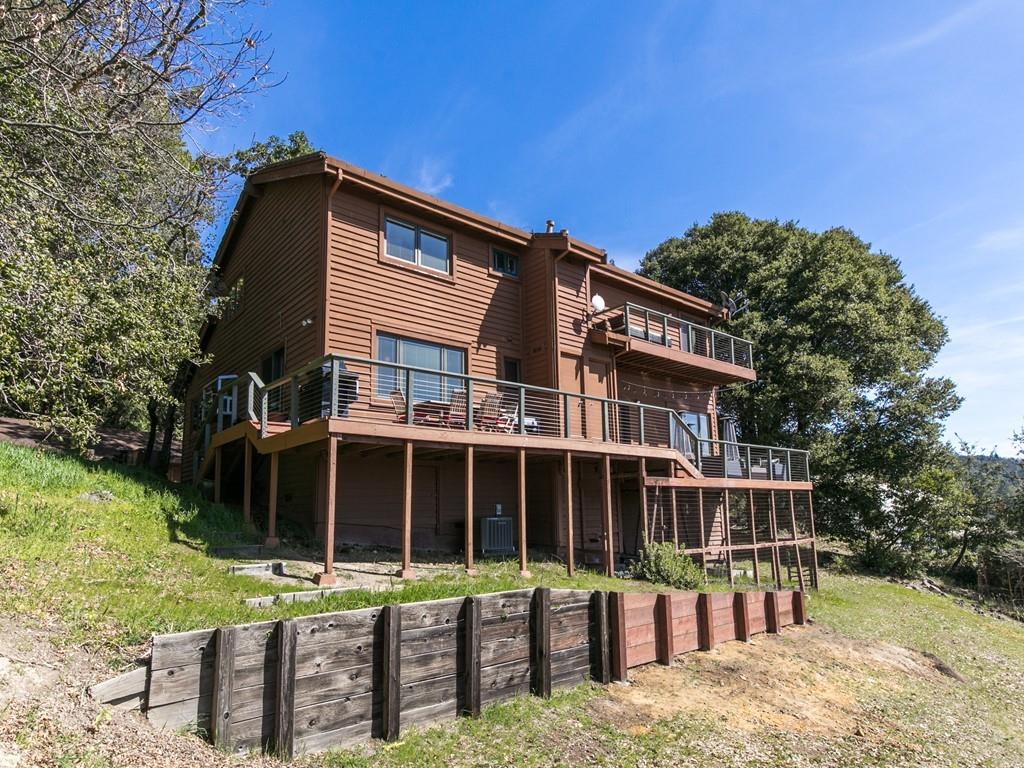 18800 Favre Ridge Road Los Gatos, CA 95033 - Photo 3 of 46