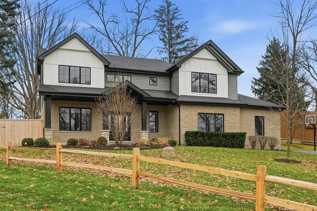 $825,000 | 1108 Hillside Drive, New Lenox, IL 60451