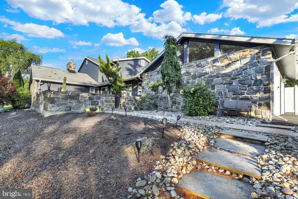 $799,000 | 2210 Greenwood Road, Allentown, PA 18103
