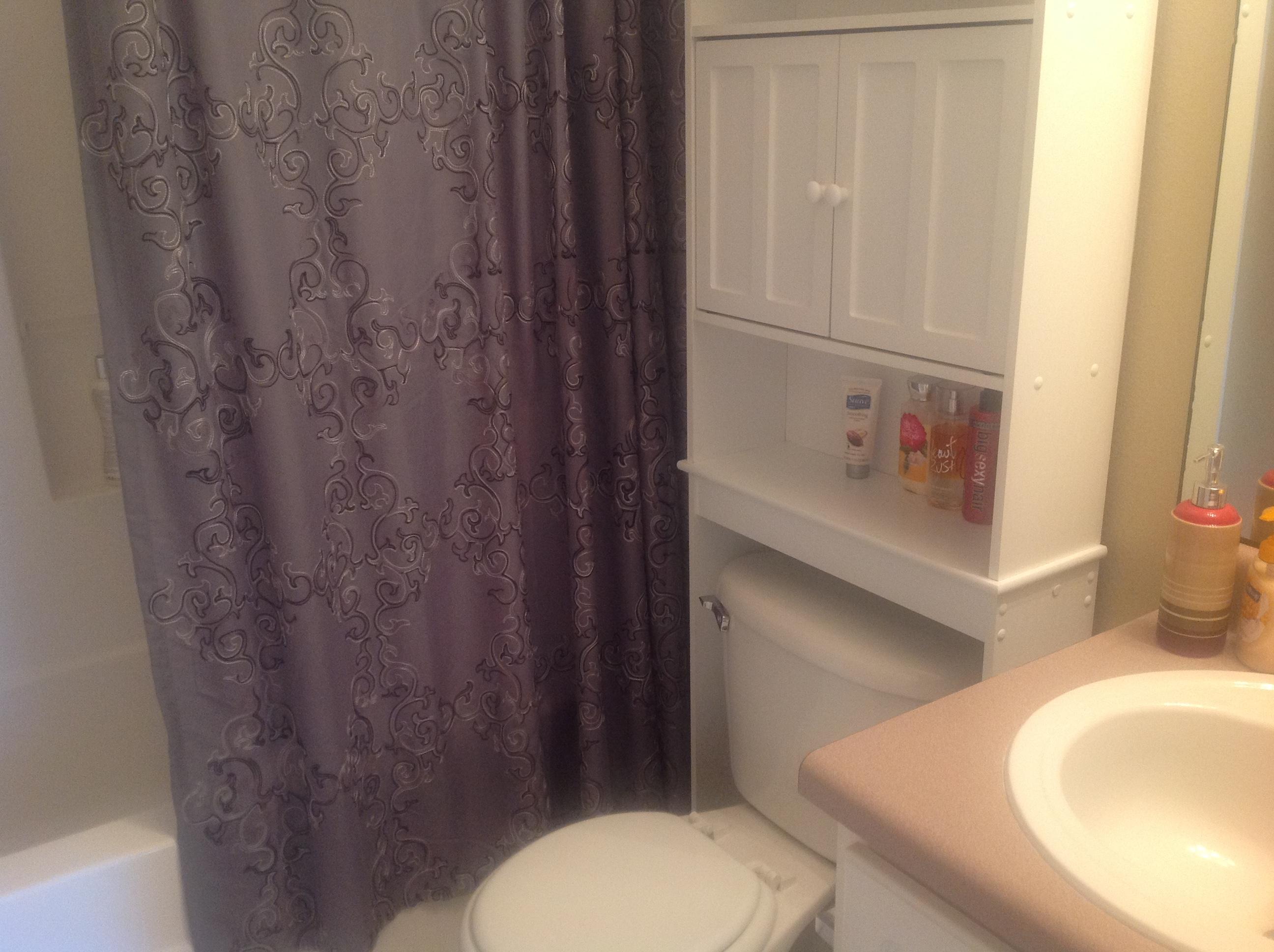 504 Keystone Road Mary Esther, FL 32569 - Photo 16 of 17 a bathroom with a sink and toilet