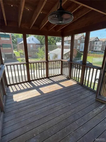 $469,500 | 1060 East Linden Avenue, Richmond Heights, MO 63117