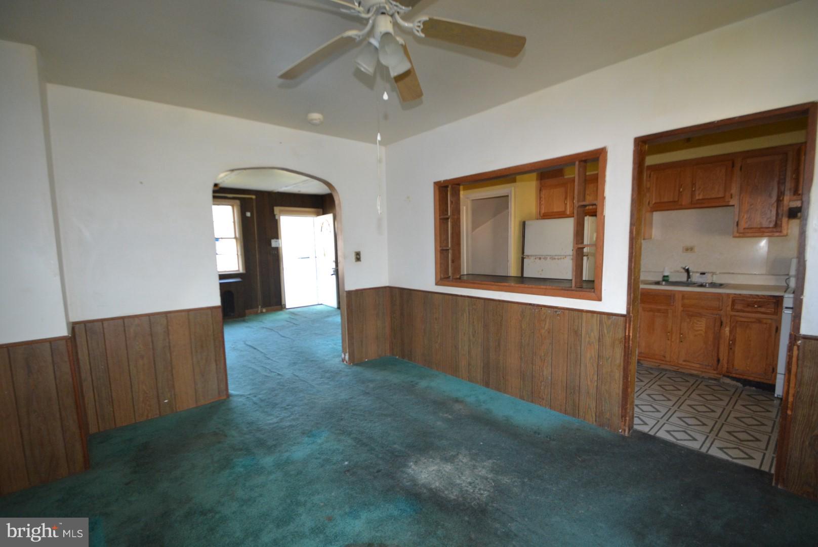 826 Braeside Road Baltimore, MD 21229 - Photo 8 of 20 Dining Room