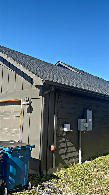 2631 Fish Tank Road Corsicana, TX 75110 - Photo 6 of 40 a backyard of a house with barbeque oven