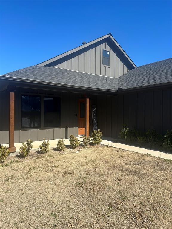 2631 Fish Tank Road Corsicana, TX 75110 - Photo 9 of 40 a front view of a house