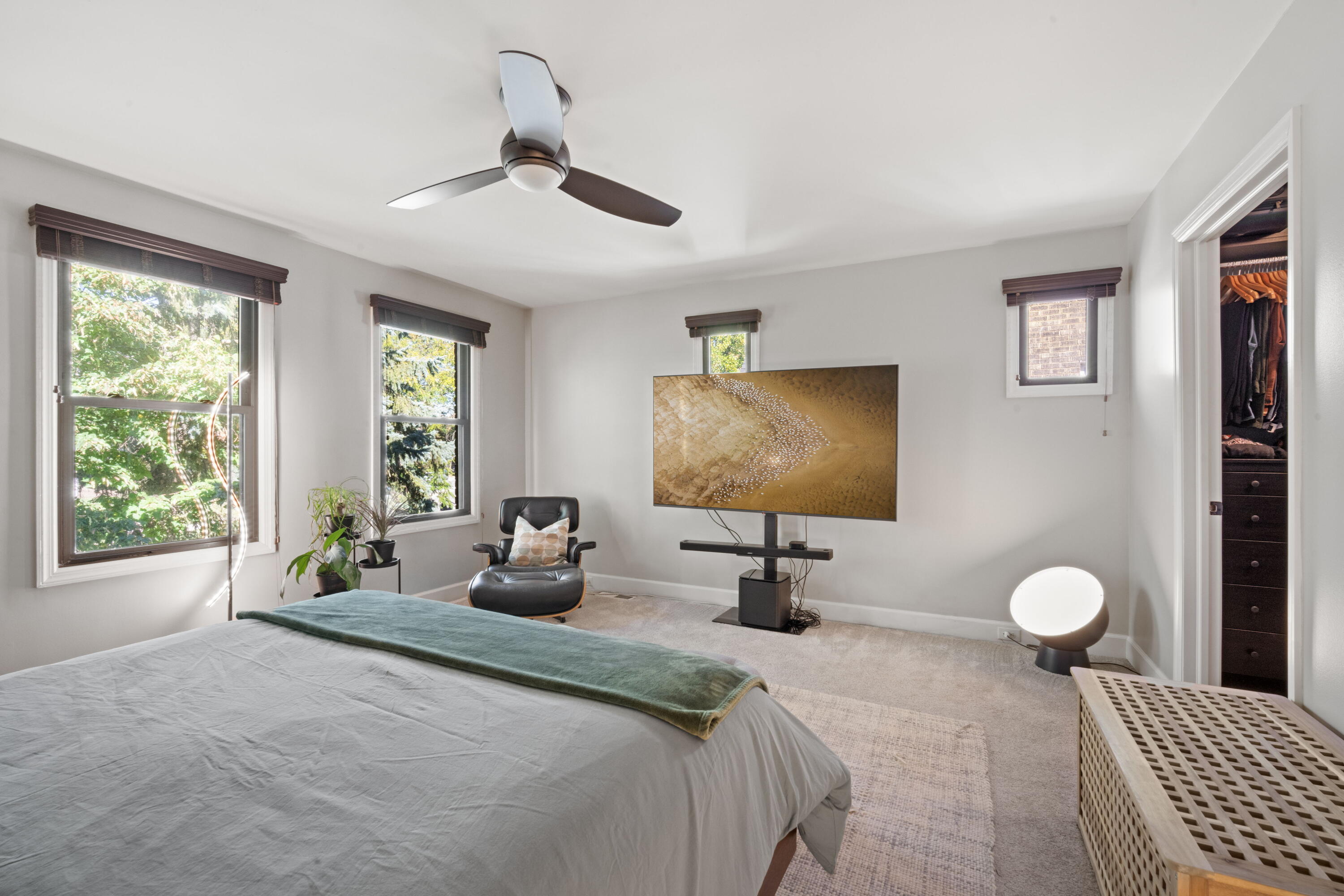 2432 North Lake Drive Milwaukee, WI 53211 - Photo 13 of 28 Primary Bedroom