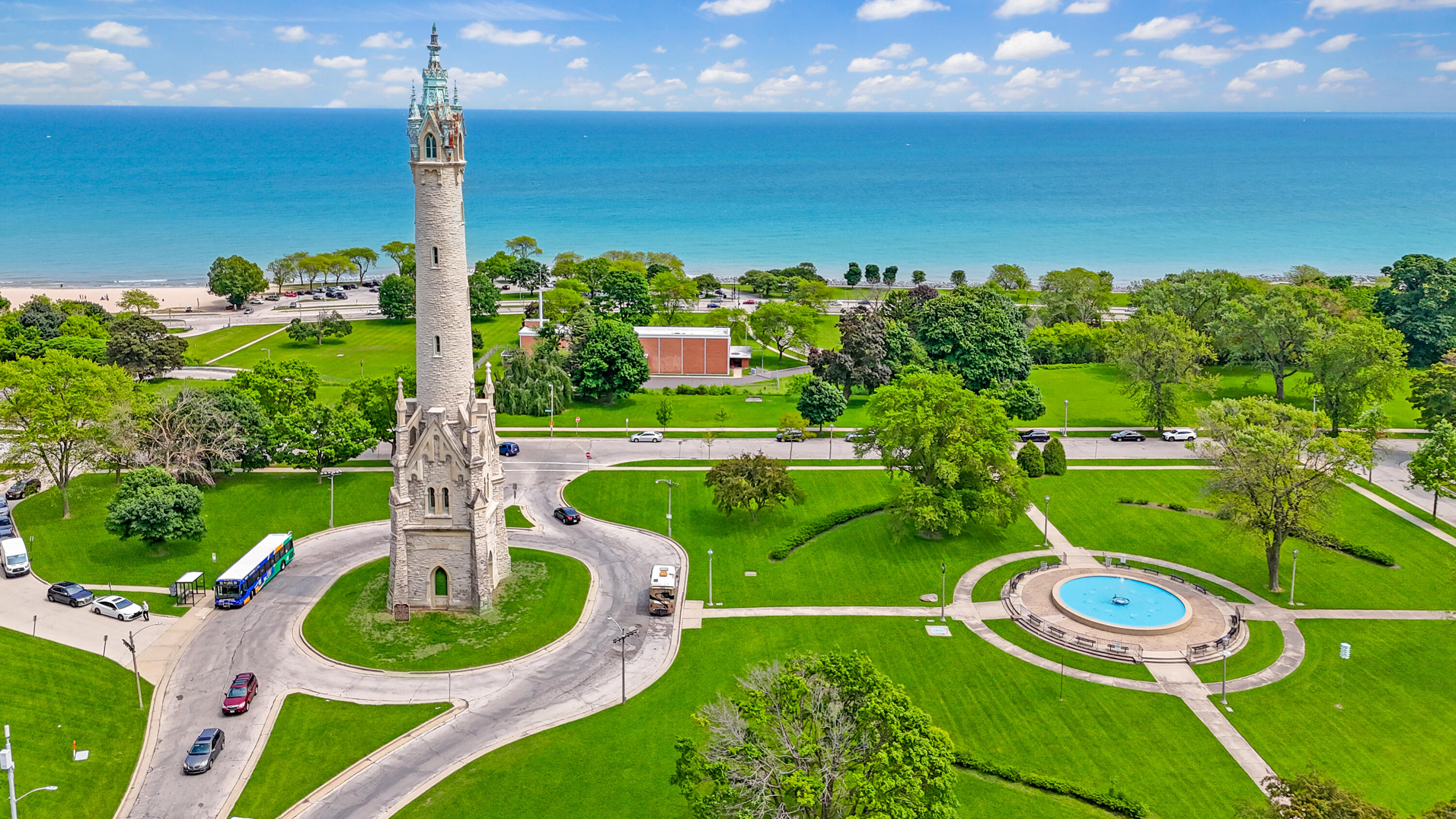 2432 North Lake Drive Milwaukee, WI 53211 - Photo 28 of 28 Just down the street!