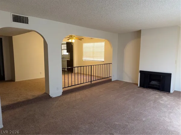 $995 | 4630 Koval Lane, Unit 55, Las Vegas, NV 89109