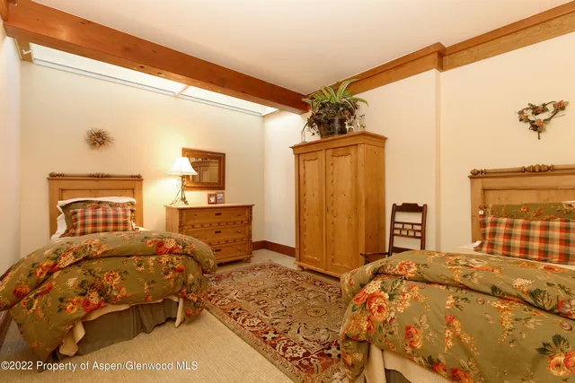 $60,000 | 1035 East Durant Avenue, Unit 4, Aspen, CO 81611