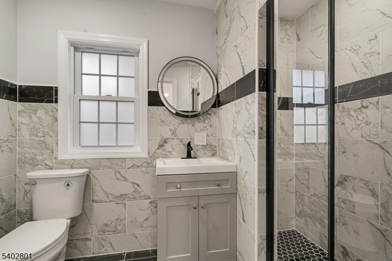 21 Vauxhall Road East Brunswick, NJ 08816 - Photo 15 of 40