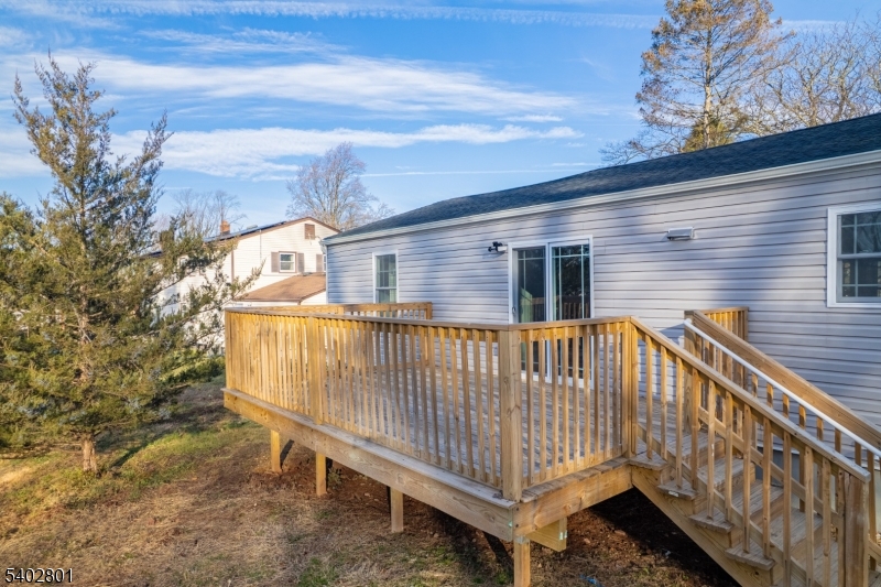 21 Vauxhall Road East Brunswick, NJ 08816 - Photo 29 of 40