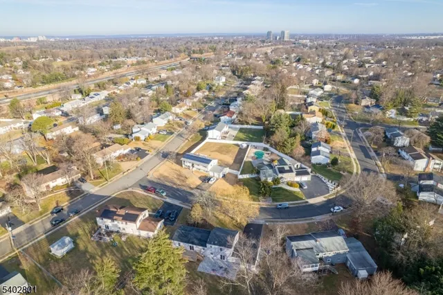 $899,000 | 21 Vauxhall Road, East Brunswick, NJ 08816