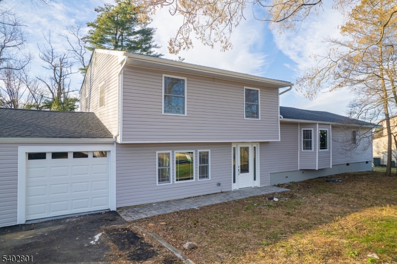 21 Vauxhall Road East Brunswick, NJ 08816 - Photo 5 of 40