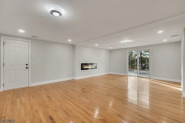 $899,000 | 21 Vauxhall Road, East Brunswick, NJ 08816