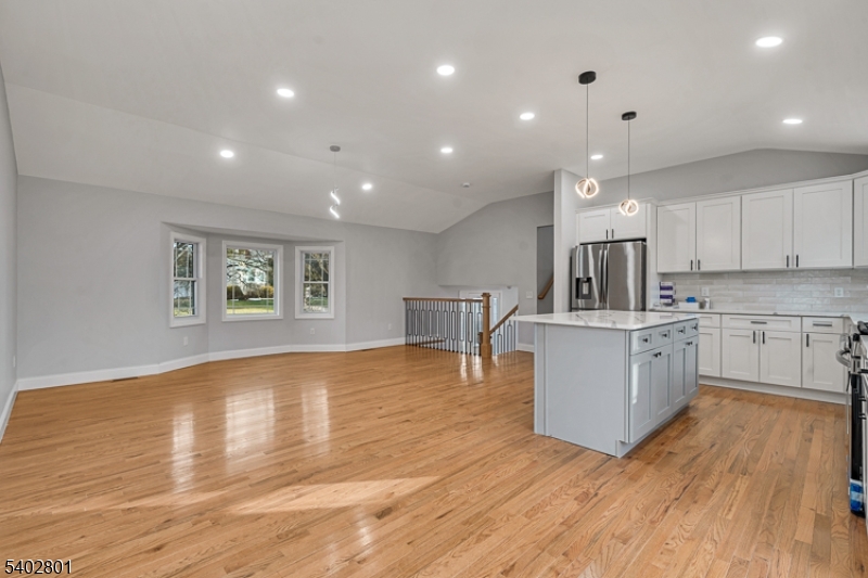 21 Vauxhall Road East Brunswick, NJ 08816 - Photo 10 of 40