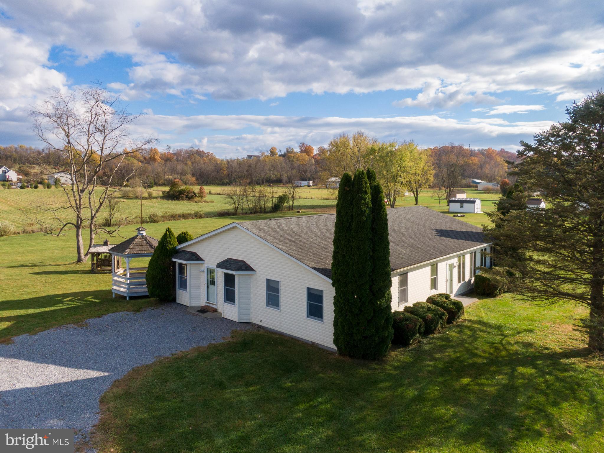726 Warm Springs Road Winchester, VA 22603 - Photo 17 of 60 Gallery Image 17
