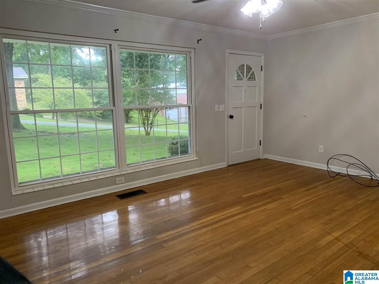 517 Tinker Street Bessemer, AL 35023 - Photo 3 of 19