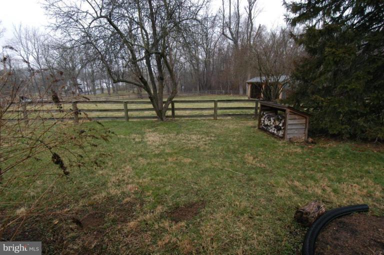 20290 Cockerill Road Purcellville, VA 20132 - Photo 10 of 12 Wooded View / Acreage