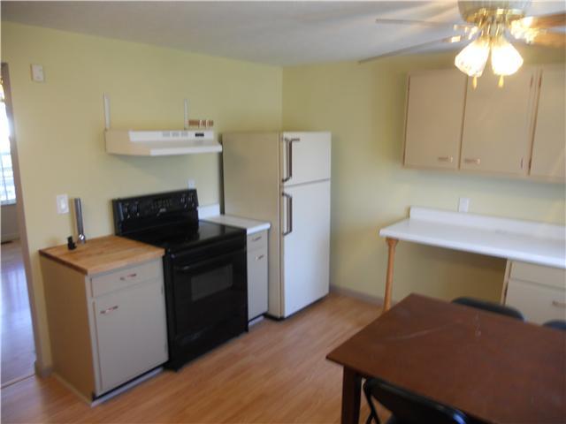 3375 Oakcrest Road Columbus, OH 43232 - Photo 3 of 8 Gallery Image 3
