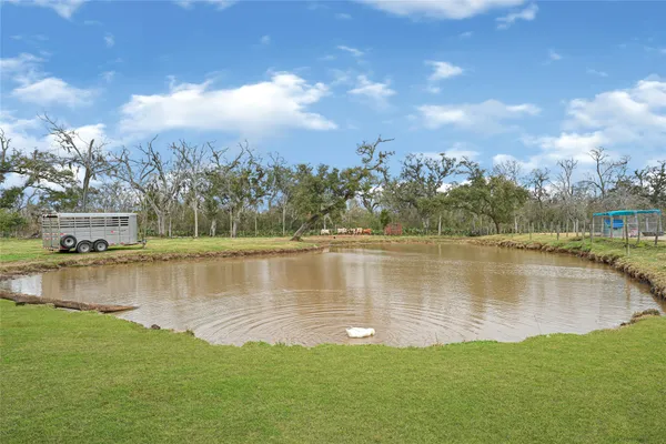 $575,000 | 4108 County Road 356, Brazoria, TX 77422