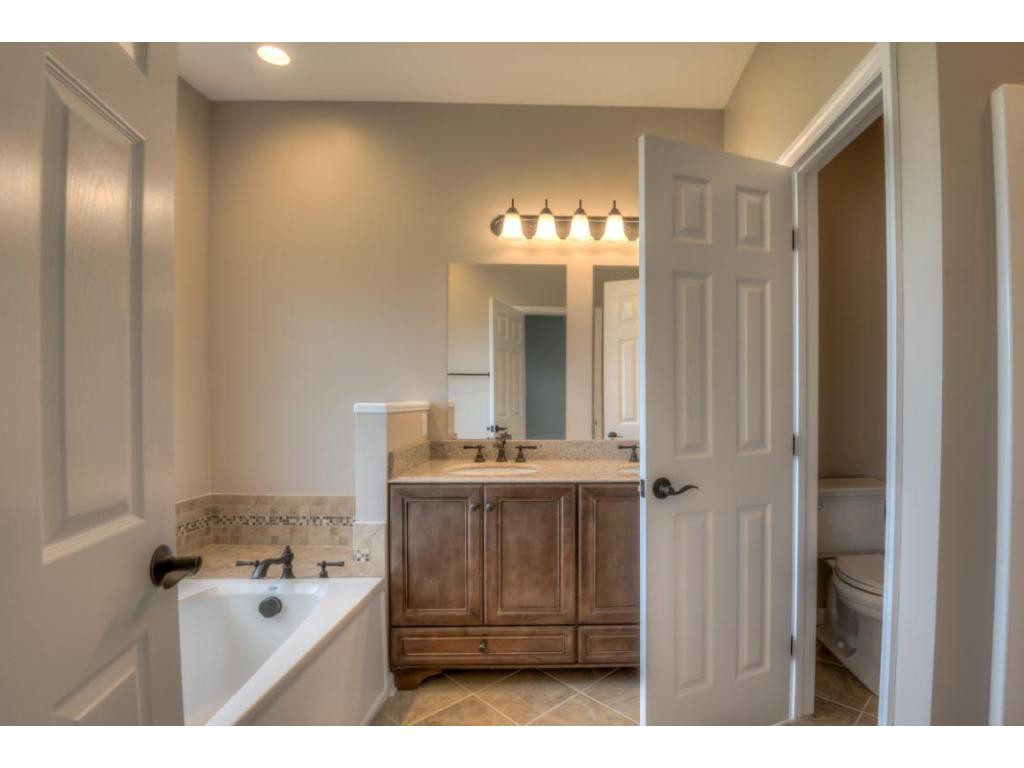 147 Spider Barnes Road Jonesborough, TN 37659 - Photo 12 of 24 master bath continued