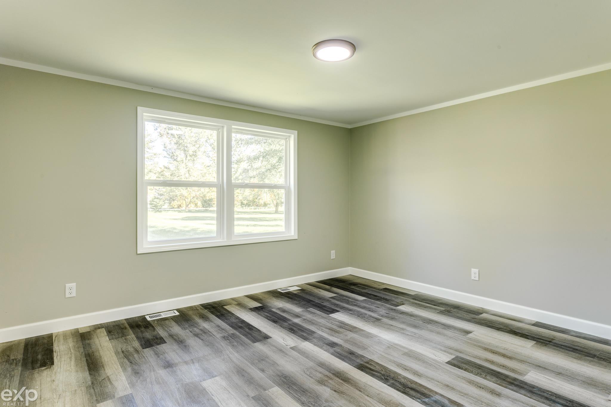 13111 Tibbets Road Memphis, MI 48041 - Photo 20 of 36 50124276-19.JPG