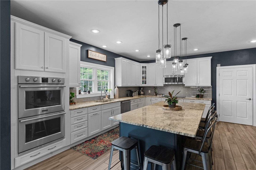 142 Whipple Road Smithfield, RI 02917 - Photo 12 of 50 Gallery Image 12