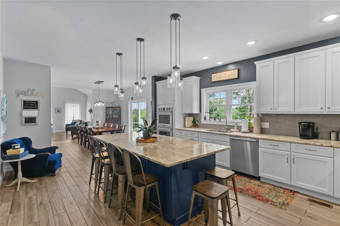 142 Whipple Road Smithfield, RI 02917 - Photo 13 of 50 Gallery Image 13