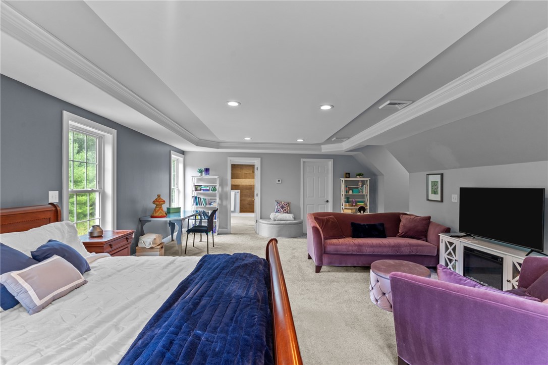142 Whipple Road Smithfield, RI 02917 - Photo 20 of 50 Gallery Image 20