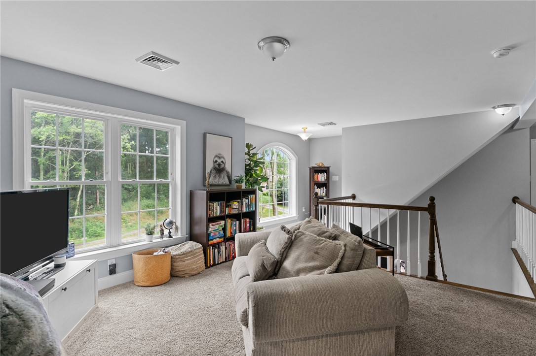 142 Whipple Road Smithfield, RI 02917 - Photo 31 of 50 Gallery Image 31