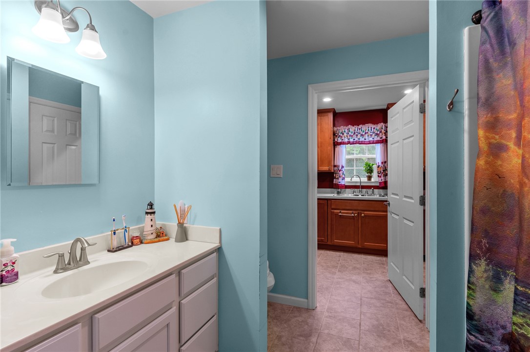 142 Whipple Road Smithfield, RI 02917 - Photo 39 of 50 Gallery Image 39