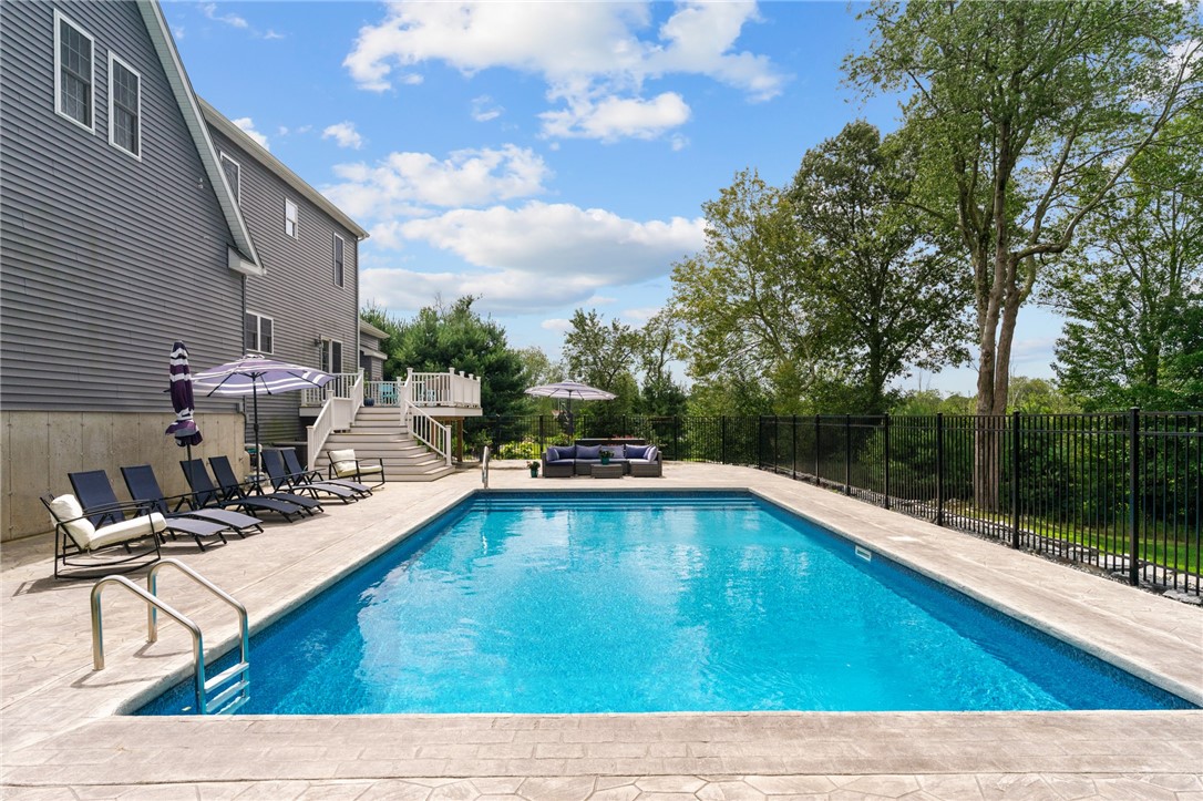 142 Whipple Road Smithfield, RI 02917 - Photo 44 of 50 Gallery Image 44