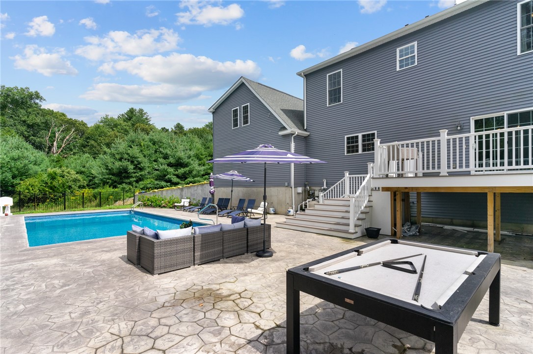 142 Whipple Road Smithfield, RI 02917 - Photo 46 of 50 Gallery Image 46