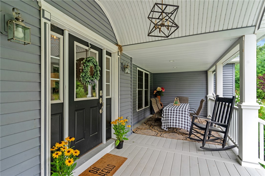142 Whipple Road Smithfield, RI 02917 - Photo 6 of 50 Gallery Image 6