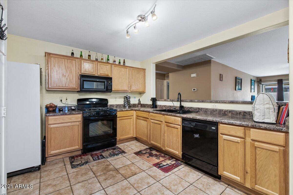 45103 Miramar Road Maricopa, AZ 85139 - Photo 9 of 25 09-009