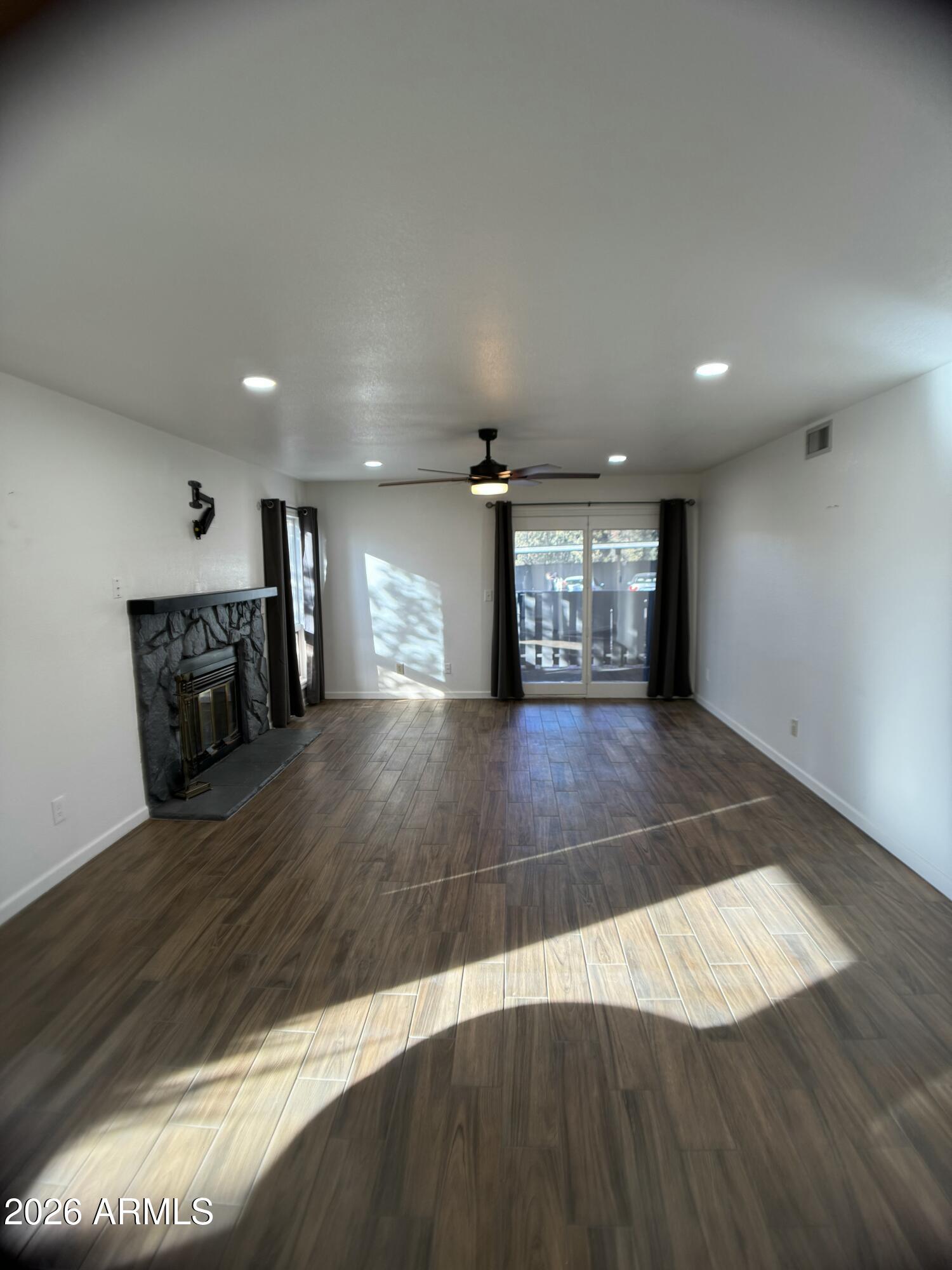 905 North Beeline Highway, Unit 2 Payson, AZ 85541 - Photo 3 of 36 20260126_224546084_iOS