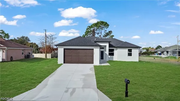 $299,900 | 760 Goodrich Avenue South, Lehigh Acres, FL 33974