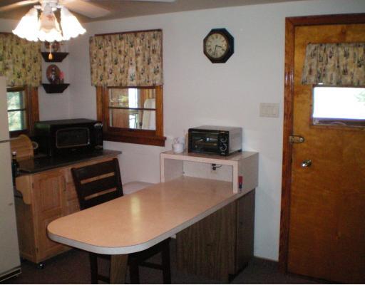 4918 Williamsport Road Elizabeth, PA 15037 - Photo 12 of 18 Kitchen.