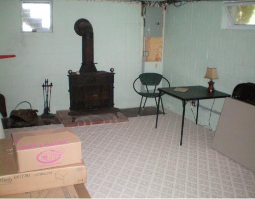 4918 Williamsport Road Elizabeth, PA 15037 - Photo 18 of 18 Den/Family/Great Room.