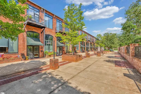 $360,000 | 300 South Street, Unit 226, Simpsonville, SC 29681
