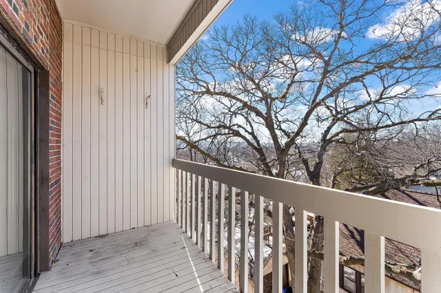 $1,595 | 311 Pleasant Avenue, Unit 502, St. Paul, MN 55102