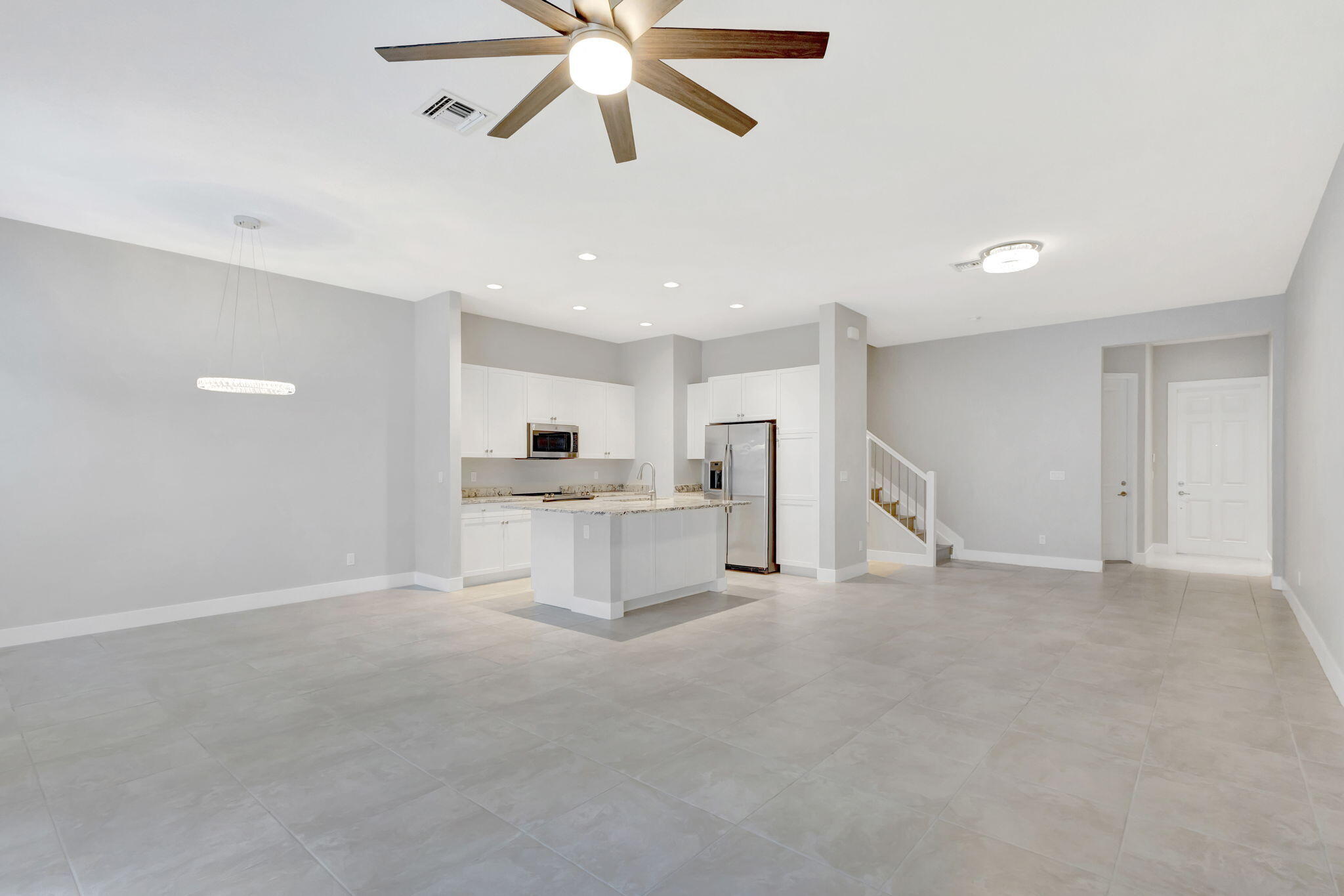 4924 Pointe Midtown Way, Unit 21 Palm Beach Gardens, FL 33418 - Photo 12 of 69 14-web-or-mls-5D1A2261