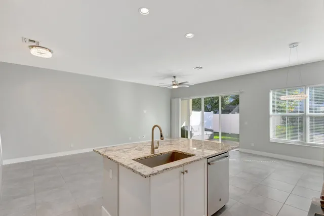 $4,350 | 4924 Pointe Midtown Way, Unit 21, Palm Beach Gardens, FL 33418